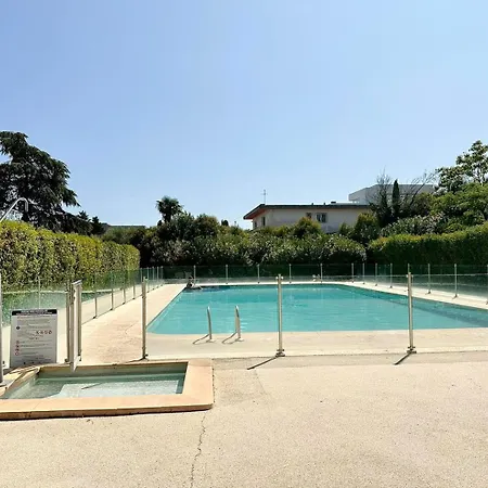 Parc Vélusine - T2 Lumineux, 4 Couchages, Clim, Terrasse, 2 Piscines&tennis Appartement